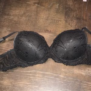 black lacy PUSH UP bra